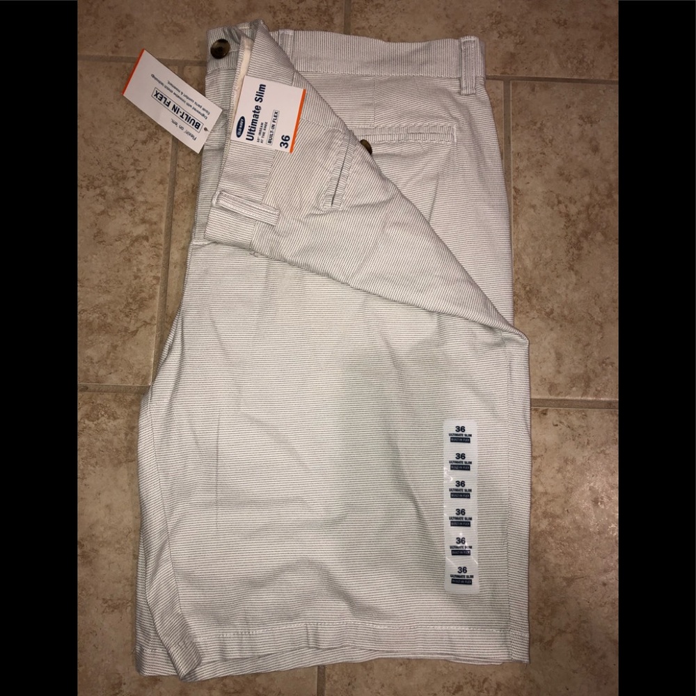 New-Old Navy-Men’s flat front short-sz 36